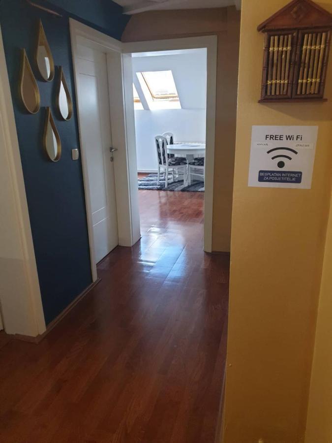 Apartman Lotos SJJ Exteriör bild