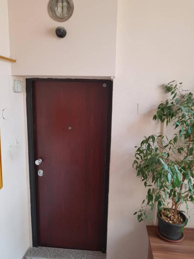 Apartman Lotos SJJ Exteriör bild