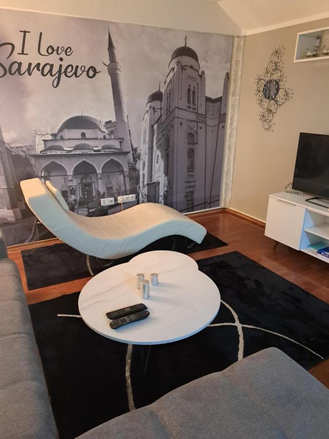 Apartman Lotos SJJ Exteriör bild
